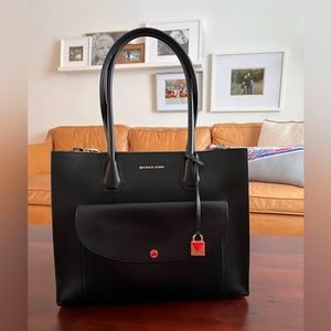 Michael Kors Mercer Extra Large Black Pebbled Leather Pocket Tote Bag